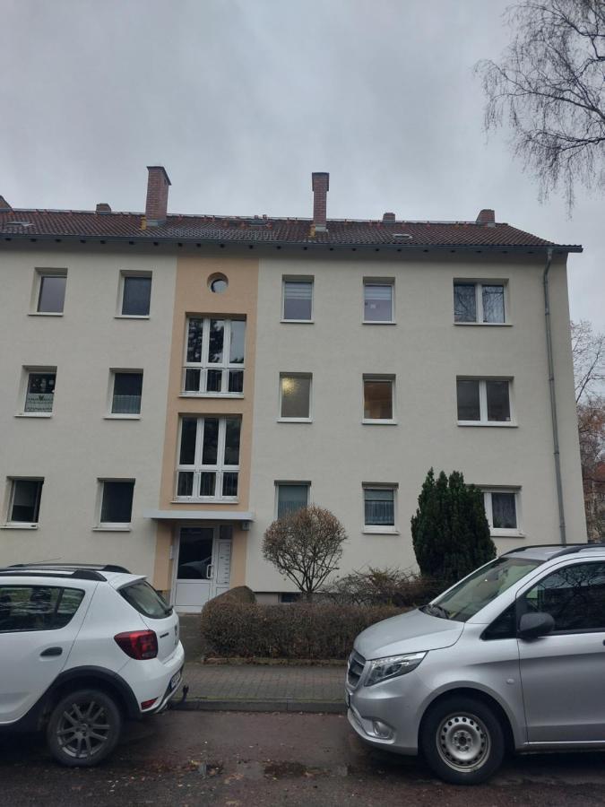 Helles Modern Eingerichtetes Apartment Halle  Exterior foto